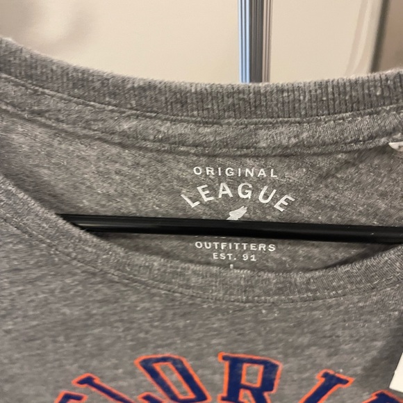 NWT Florida Gators Basketball Tee - Picture 2 of 4